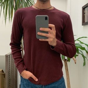 GAP KNIT SHIRT, COLOR RED, SIZE LARGE, crewneck, 100% Cotton.
